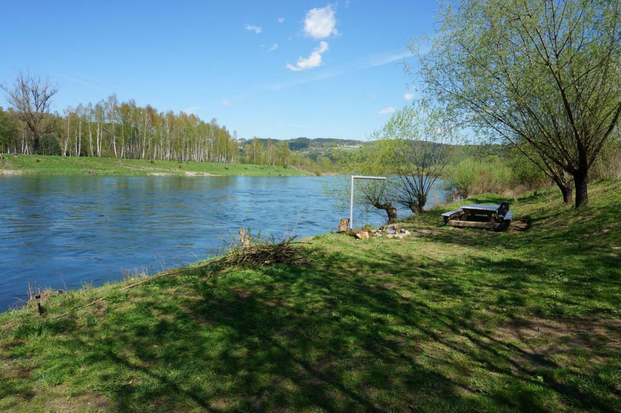 Pokoje Roznow Hotell Exteriör bild